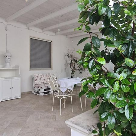 Bed and Breakfast Casa Poesia Торре-Сан-Джованни-Удженто Экстерьер фото